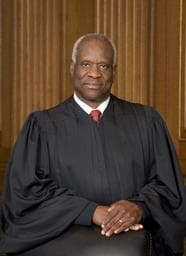 Official portrait of Clarence Thomas
