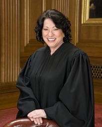 Official portrait of Sonia Sotomayor